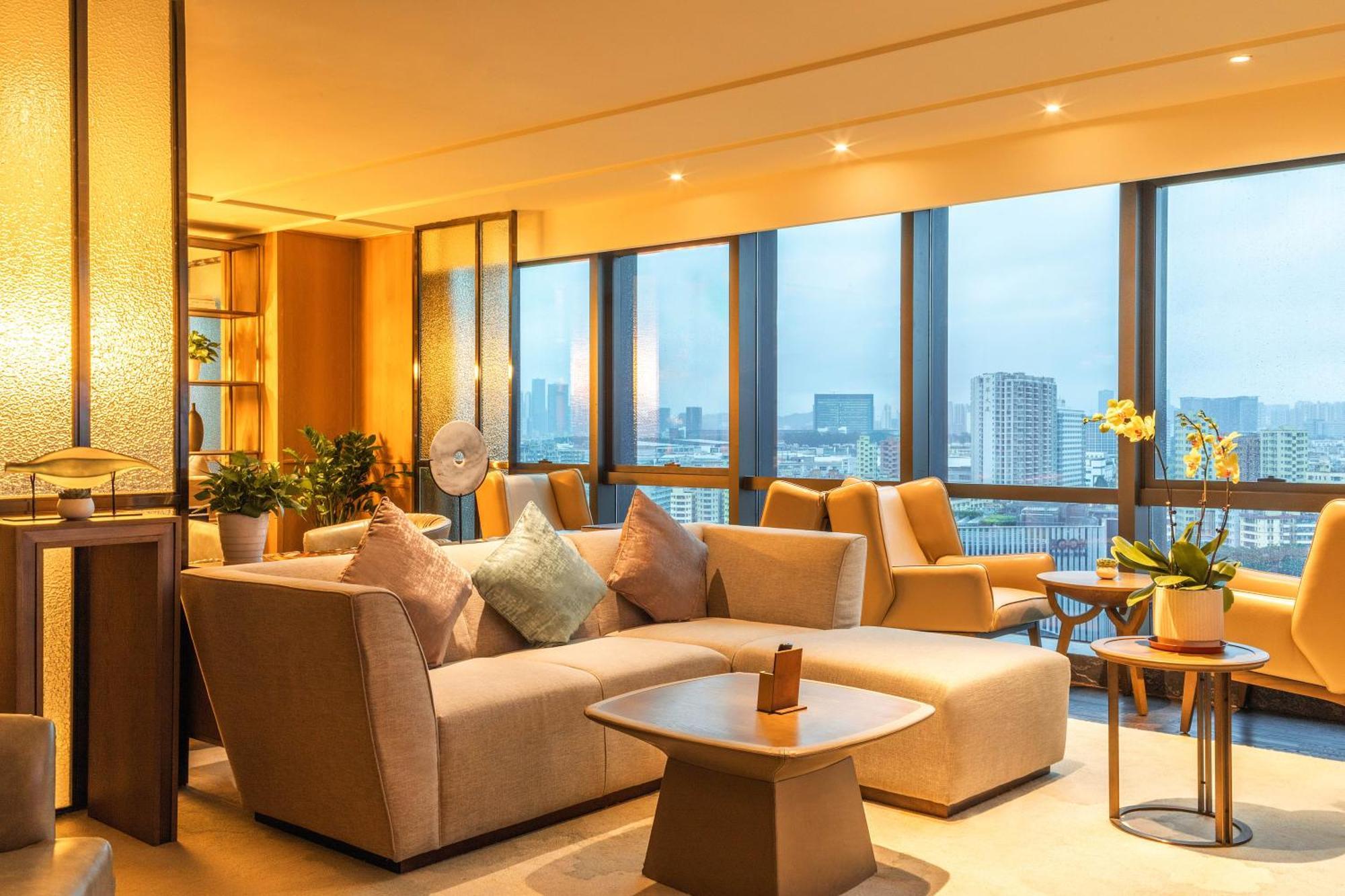 Doubletree By Hilton Hotel Shenzhen Longhua, Near Huawei, Foxcnn, Shenzhen North Railway, Uniwalk & Uniworld Shopping Mall, Sam'S Club Exterior foto
