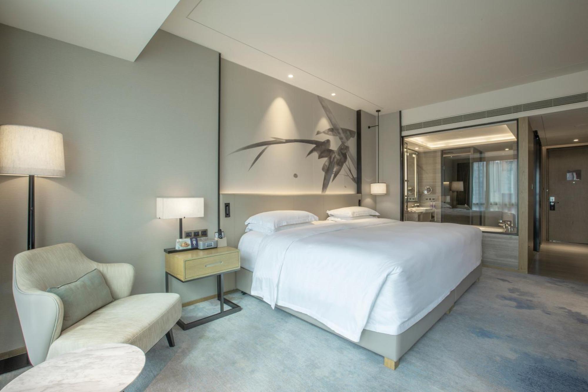 Doubletree By Hilton Hotel Shenzhen Longhua, Near Huawei, Foxcnn, Shenzhen North Railway, Uniwalk & Uniworld Shopping Mall, Sam'S Club Exterior foto