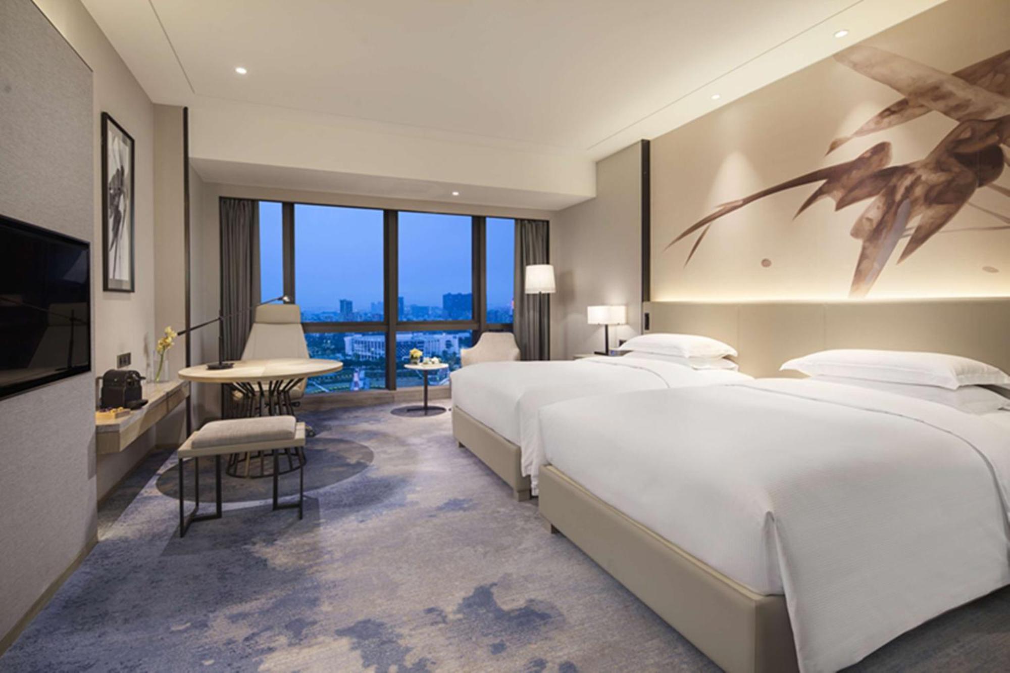 Doubletree By Hilton Hotel Shenzhen Longhua, Near Huawei, Foxcnn, Shenzhen North Railway, Uniwalk & Uniworld Shopping Mall, Sam'S Club Exterior foto