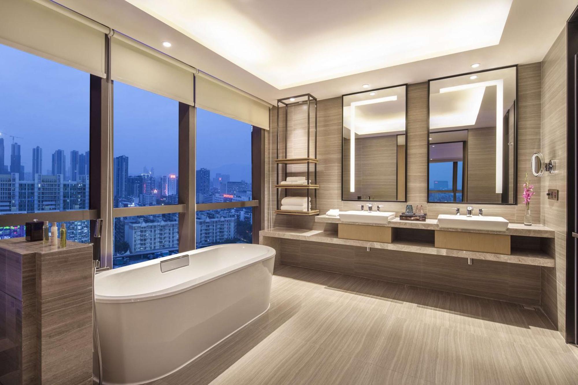 Doubletree By Hilton Hotel Shenzhen Longhua, Near Huawei, Foxcnn, Shenzhen North Railway, Uniwalk & Uniworld Shopping Mall, Sam'S Club Exterior foto